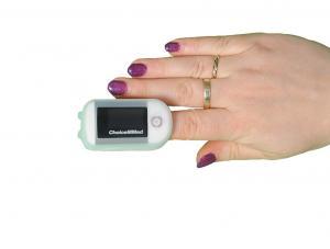 Fingerpulsoximeter MD300C22 am Zeigefinger